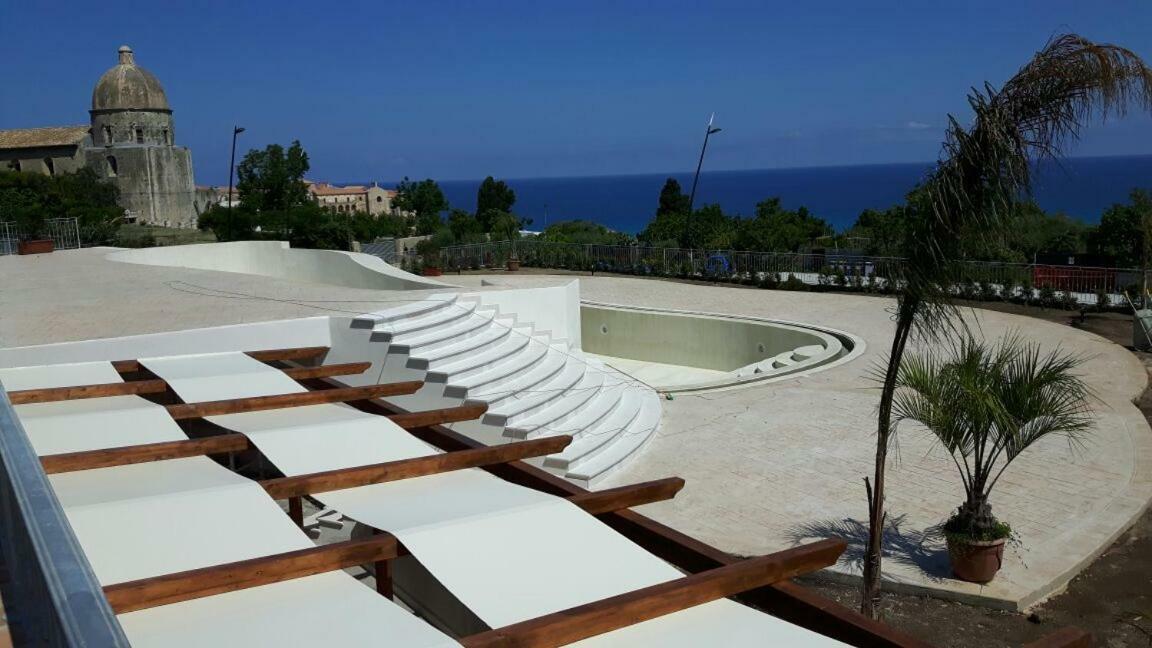 Villa Oscar Tropea Exteriör bild